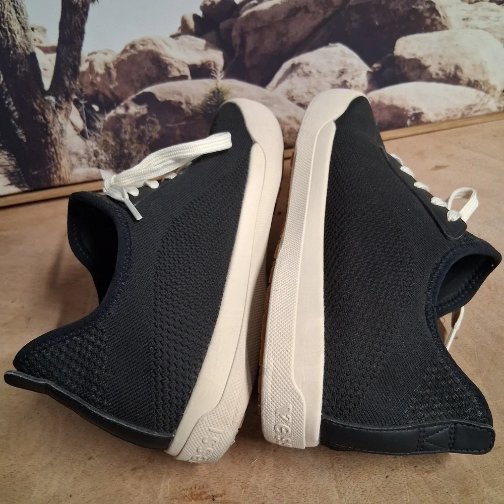 Vessi Mens Weekend Sneakers Asphalt Black Knit Low Top Shoes Size 10 WORN ONCE!
